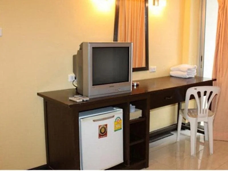 Chalermporn Guesthouse