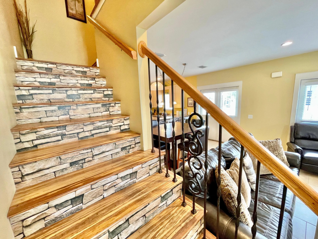 Mills Seaview Cottage by Forehand Rentals