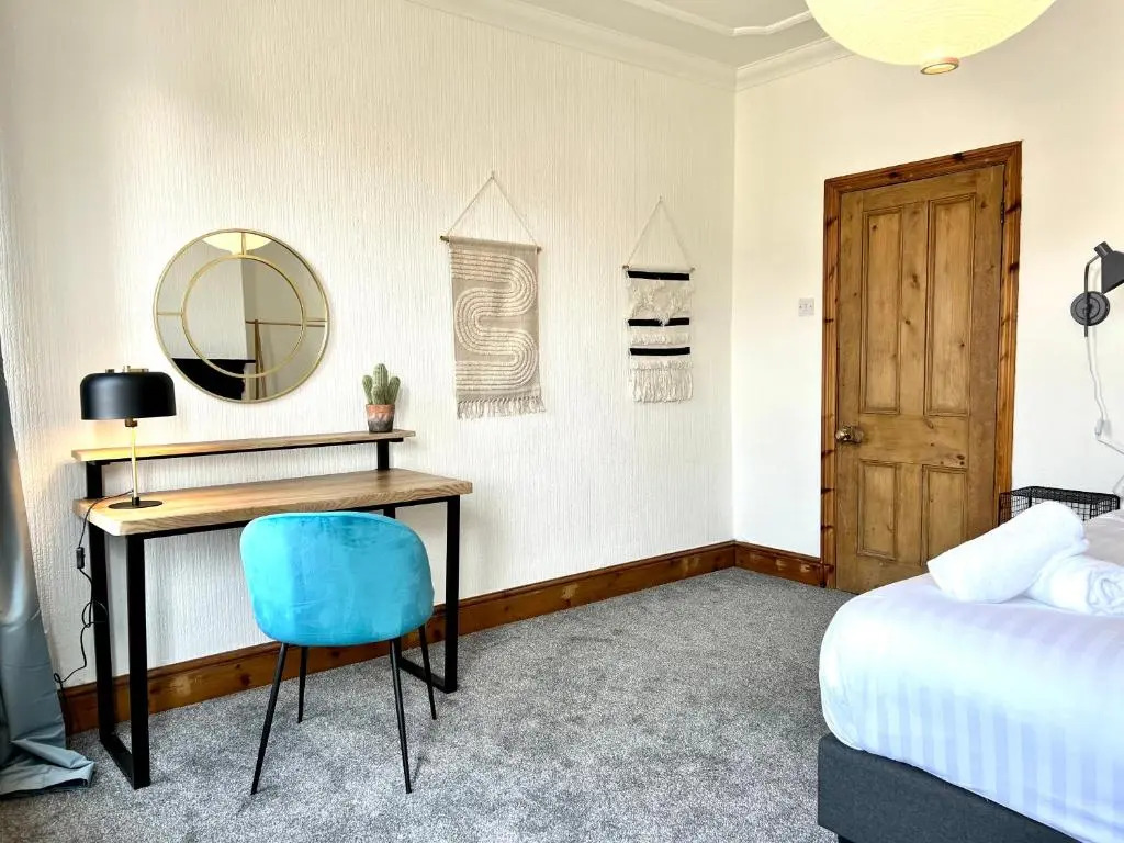 Whitchurch House by Switchback Stays