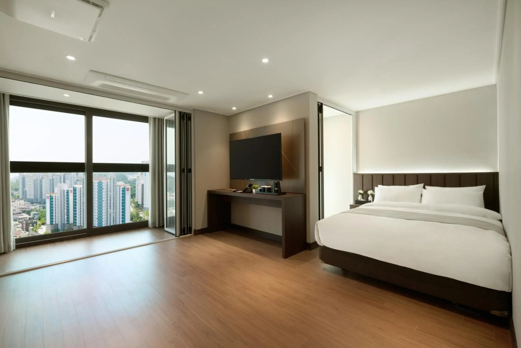 The Hotel Sokcho