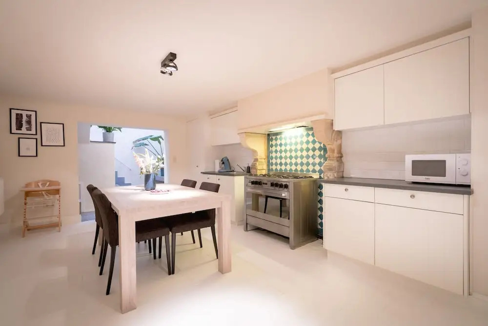 Saint Pauls Suite 1