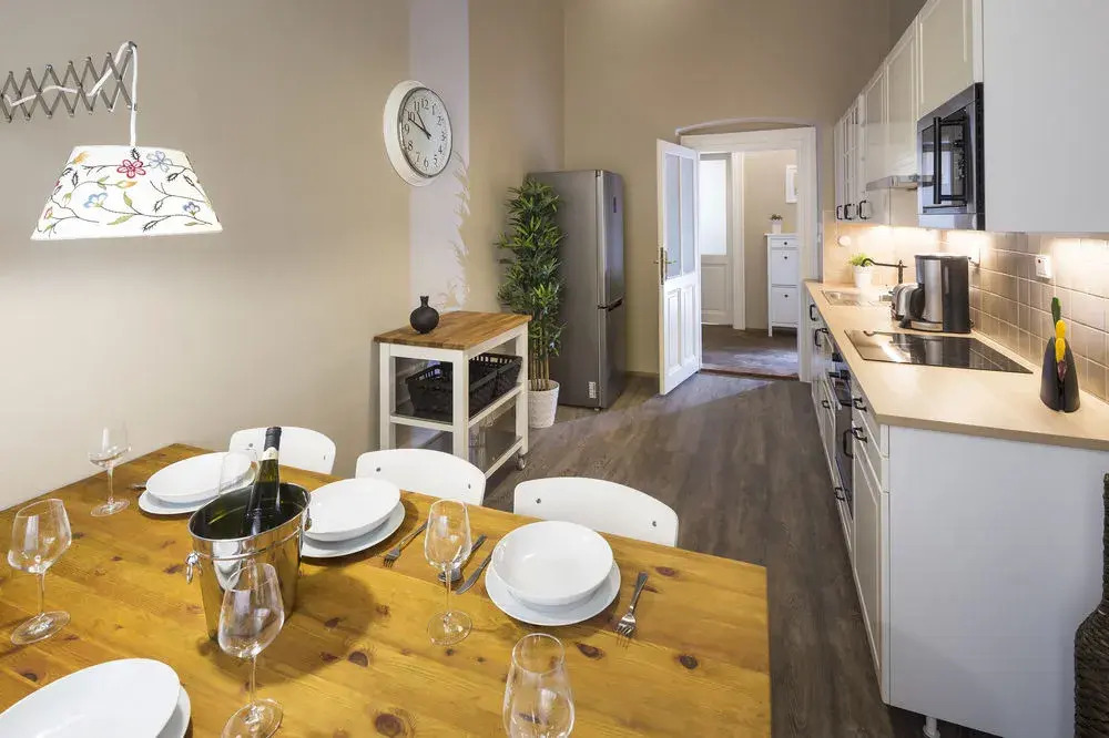 Dlouha Apartments