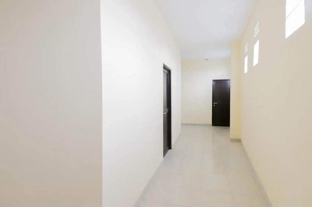 OYO 779 Mn One Residence Syariah Near ITC Cempaka Mas Near Kalbe Farma