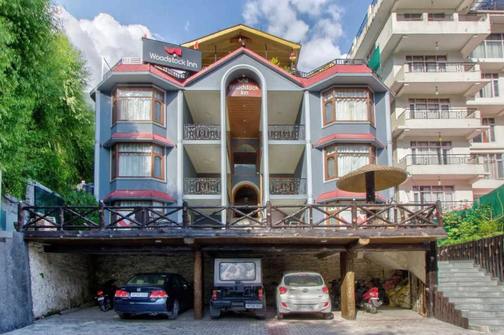 Woodstock Inn Manali 800 Mtrs from Mall Road