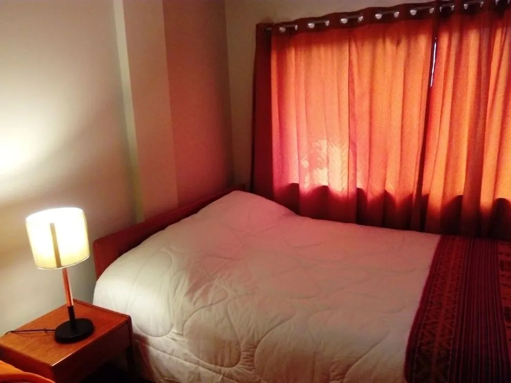 Hospedaje Keros Bed & Breakfast