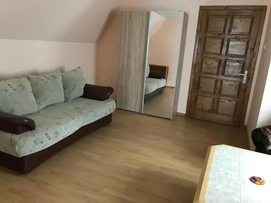 Casa Bis