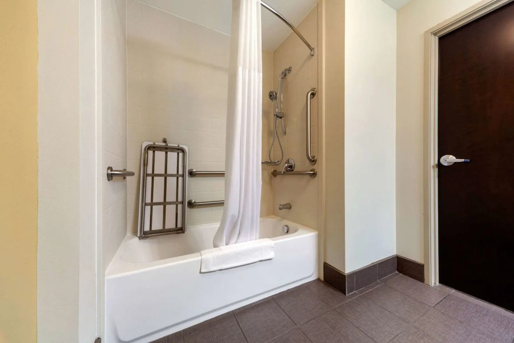 Sleep Inn & Suites Bismarck I-94