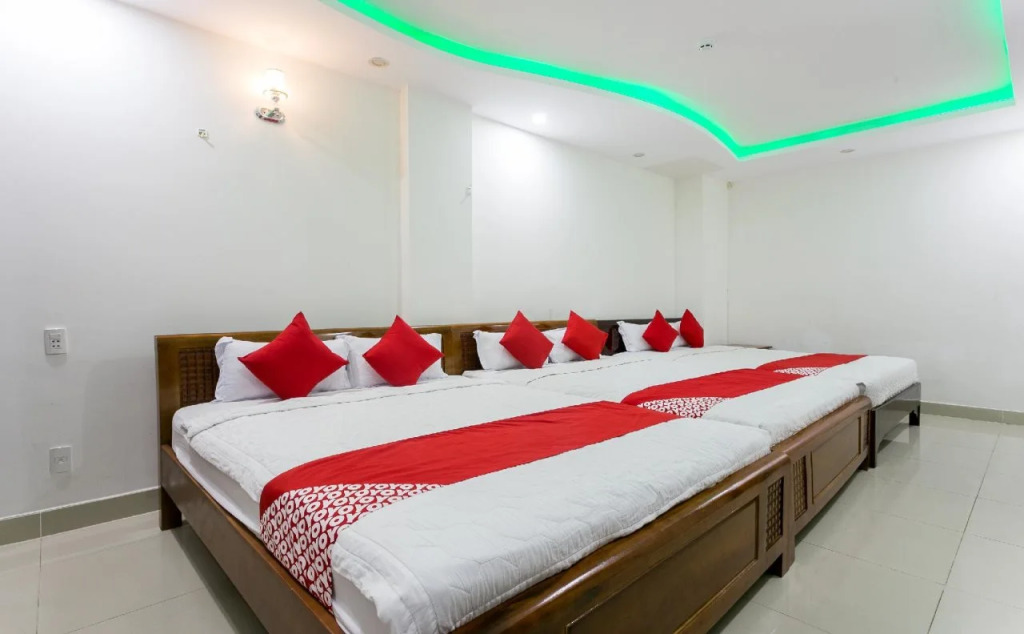 OYO 159 Ruby Hotel