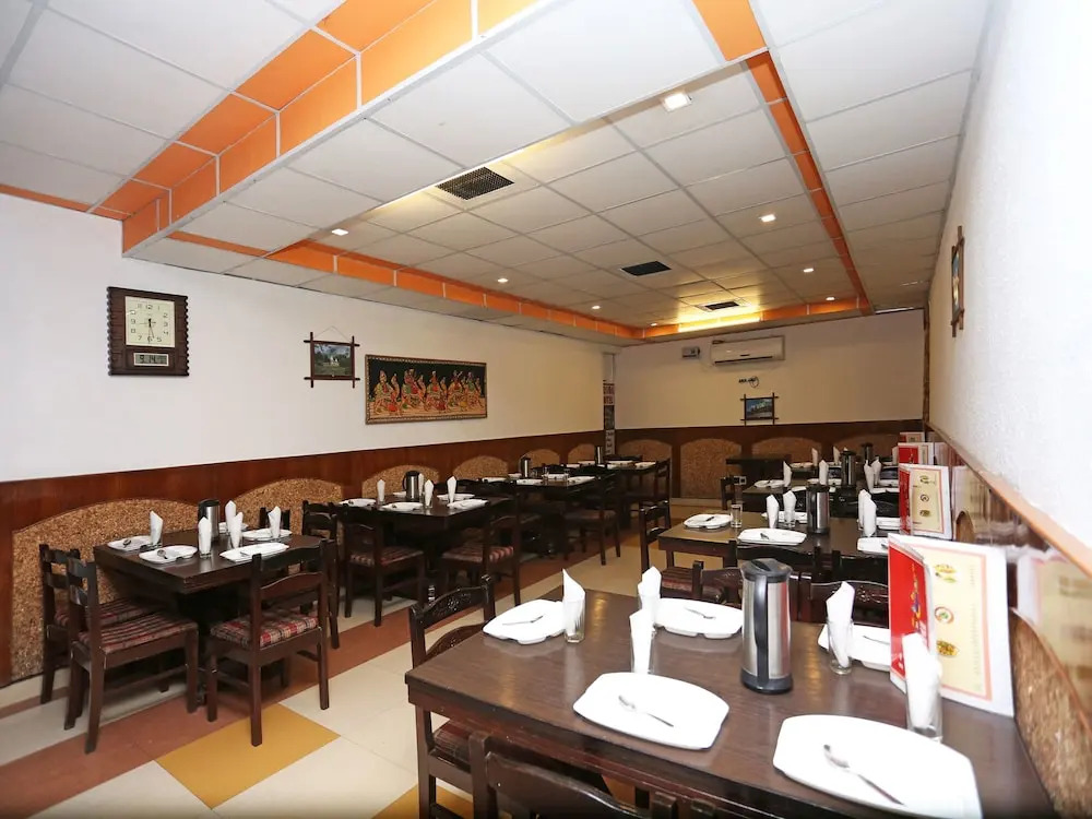 OYO Flagship 161 Highcourt Nainital