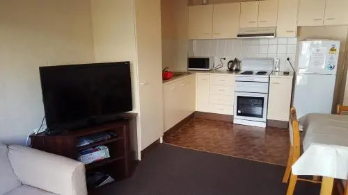 Mountain View, Kirwan 7