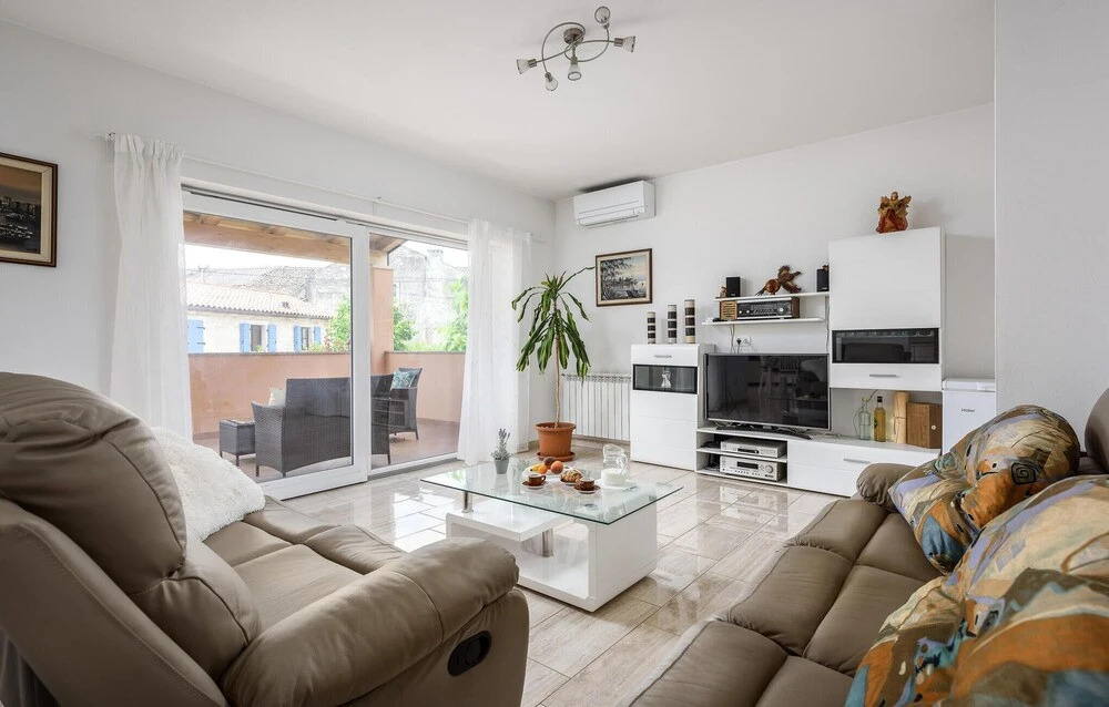 Beautiful Home In Buje