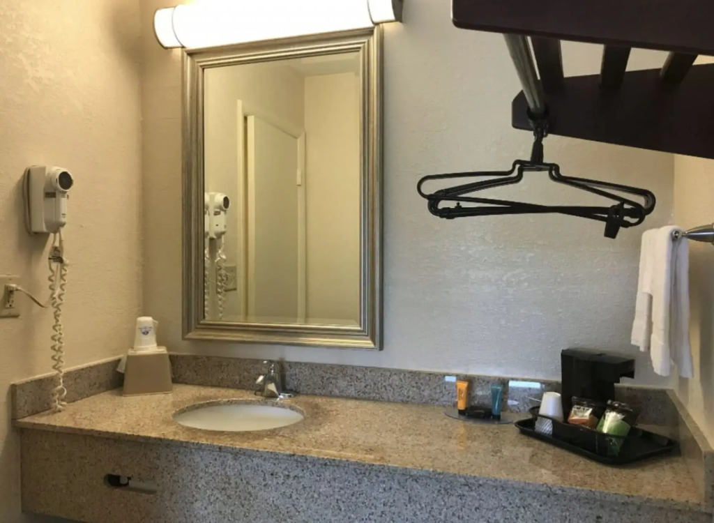 Americas Best Value Inn Mount Vernon