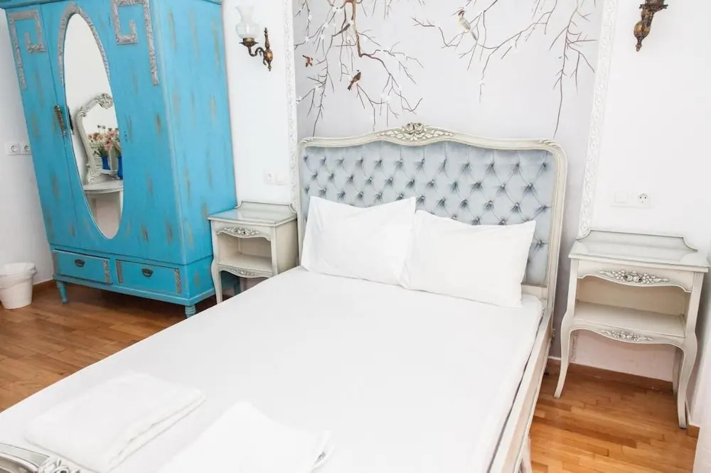 Charming Apartment in Pagkrati-GTD95602