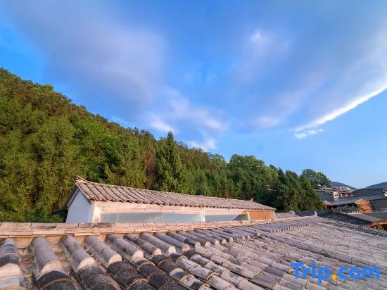 Fangfei Yunluting Inn