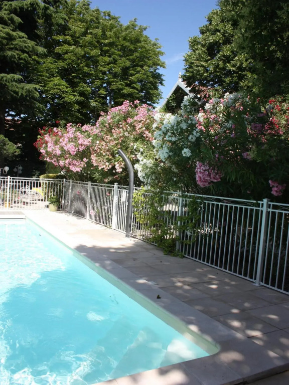 Hôtel le Chalet Fleuri
