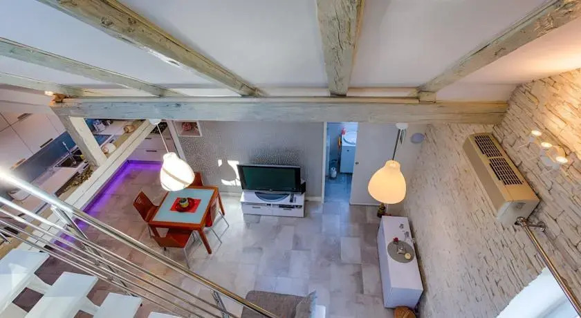 Apartment Beleca 1
