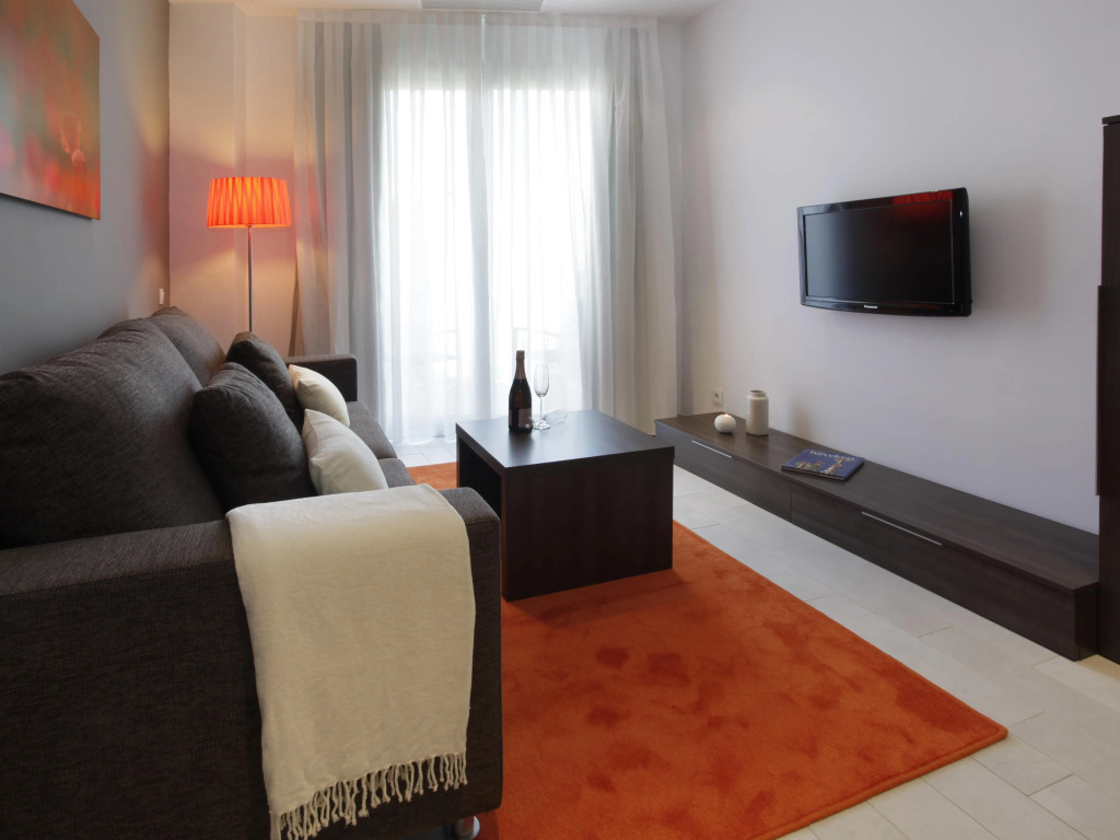 Fisa Rentals Les Corts Apartments