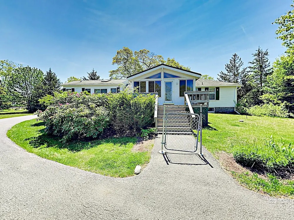 49 Murray Hill Home