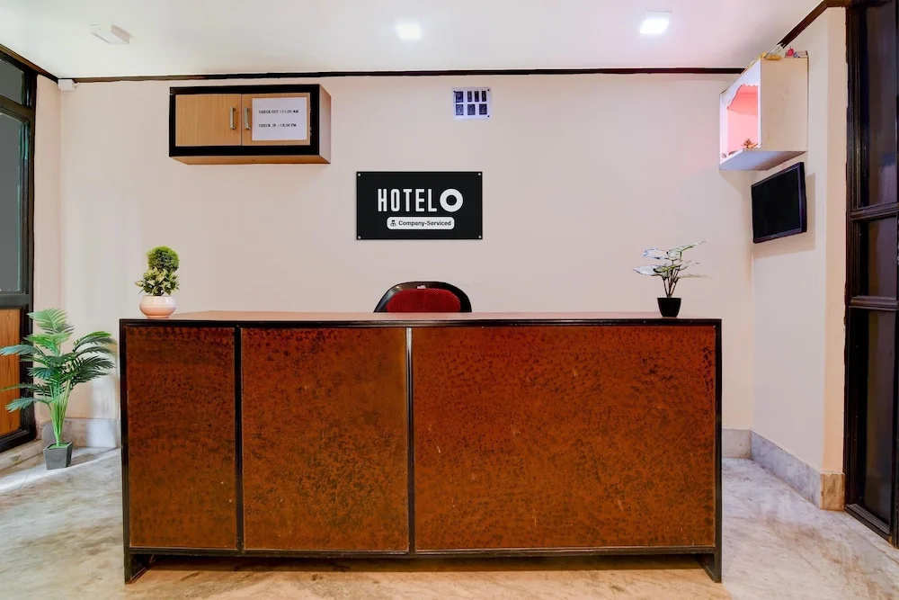 Deluxe Hotel O Howrah Railway Station
