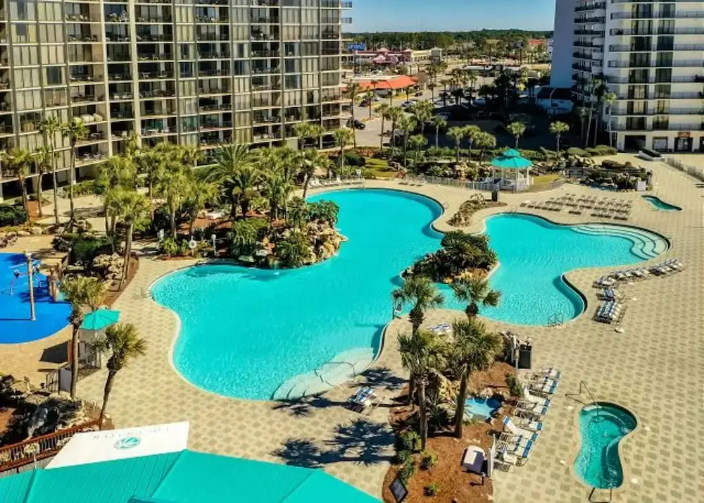 Edgewater 1004 by Forehand Rentals