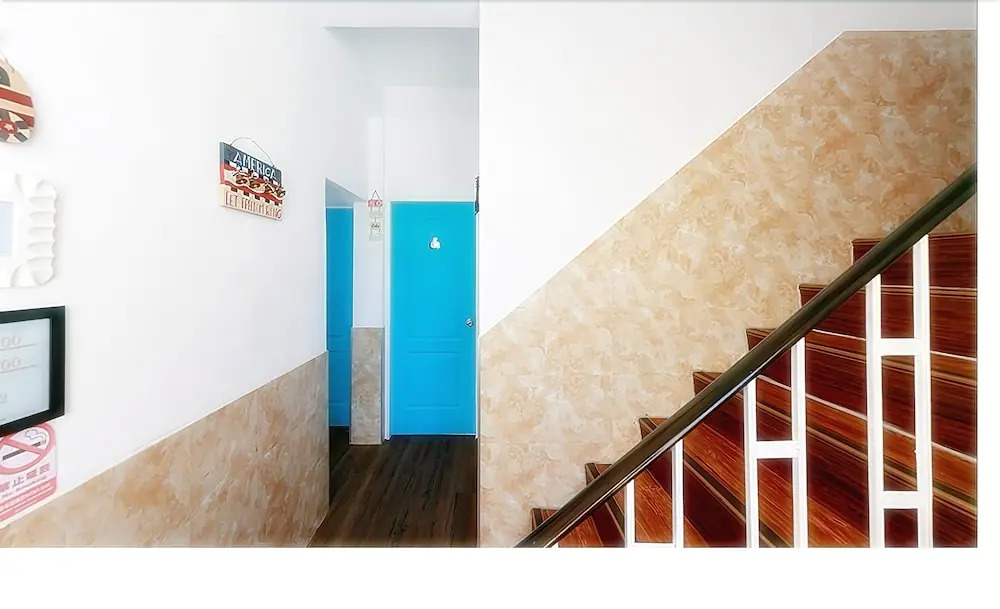 Liuhe Corner House 737