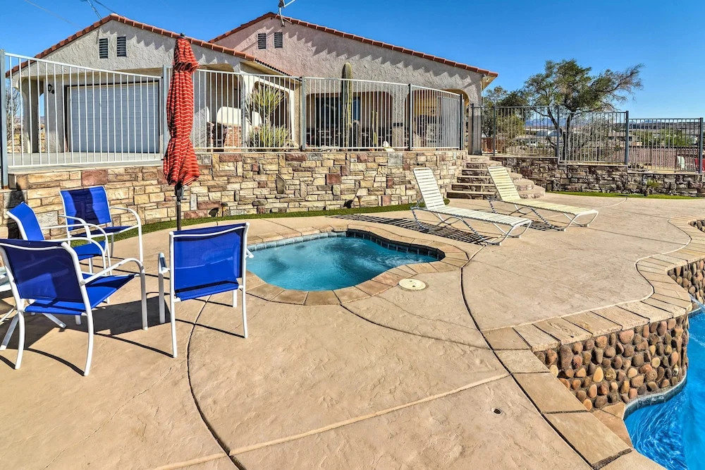 Bullhead City Home w/ Private Pool, Hot Tub & View