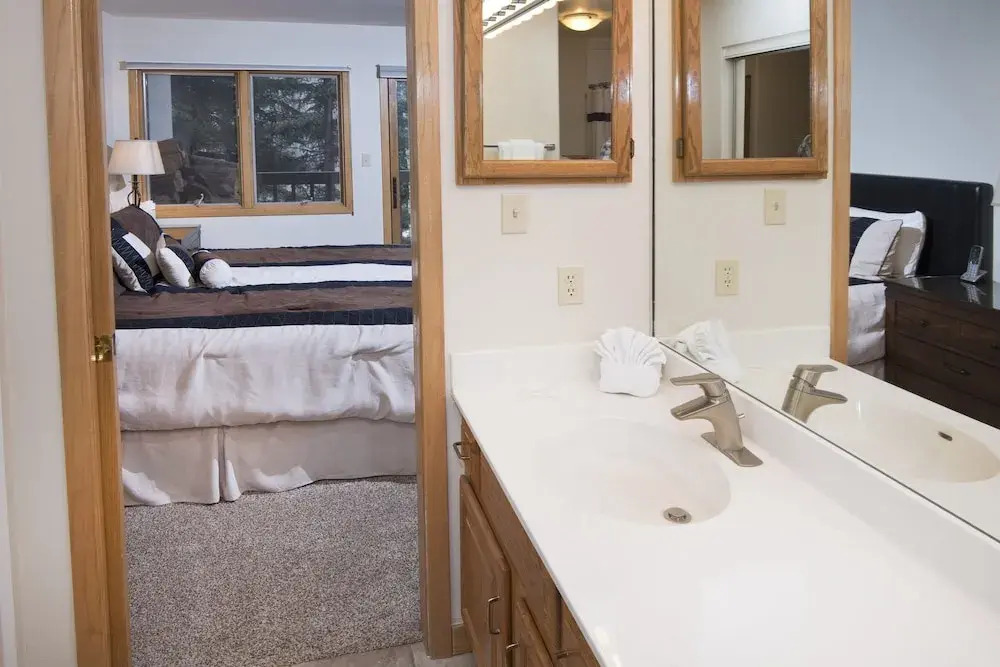 Townsend Place A206 1 Bedroom Condo by RedAwning