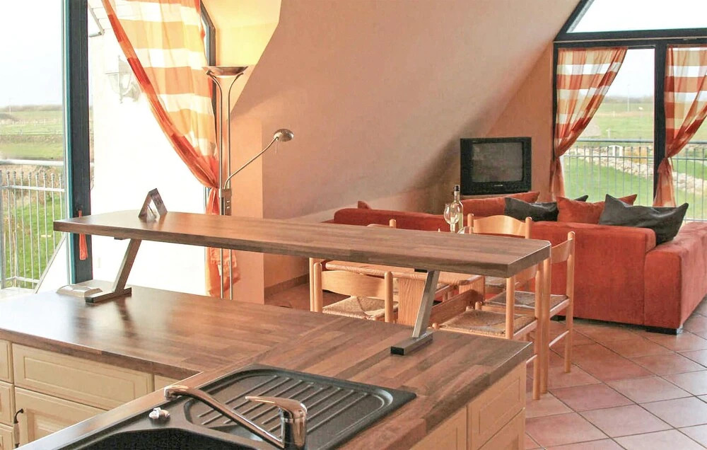 Stunning Apartment in Börgerende-rethwisch With Wifi and 2 Bedrooms