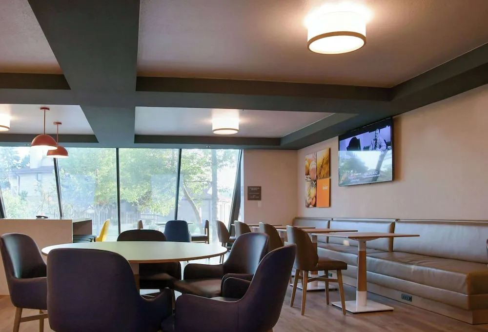 Holiday Inn Express Germantown Nw Milwaukee