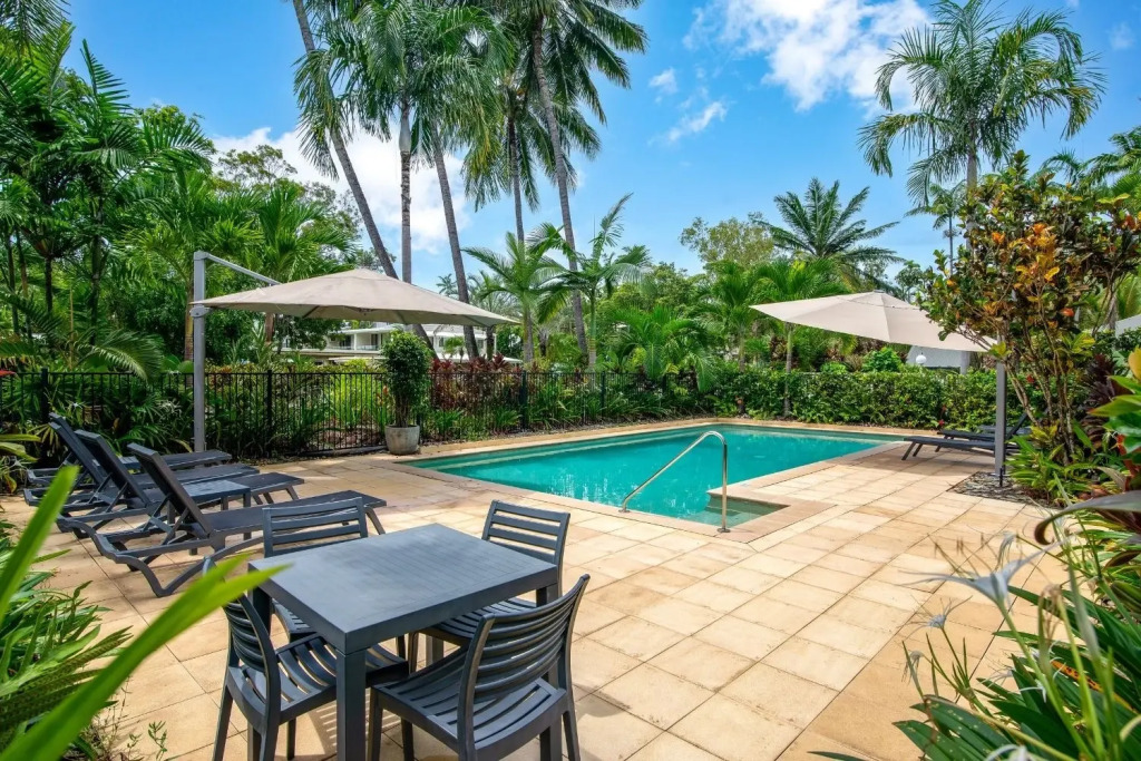 Seascape Holidays - Tropical Reef Apartments