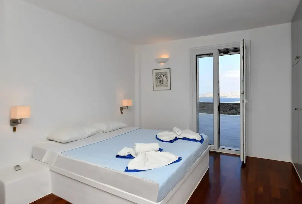 Villa Myrrine