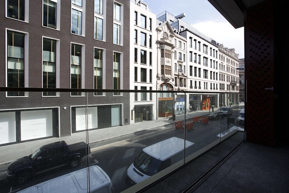 Veeve - Marvellous Mayfair