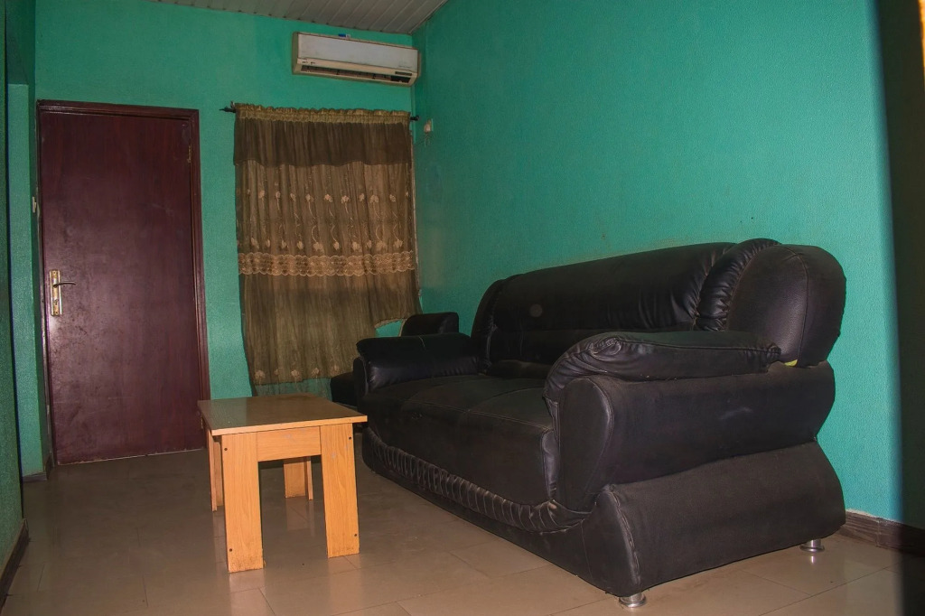Jolac Hotel And Suites