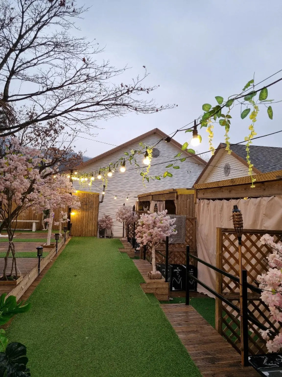 Pocheon yolapongta pension and glamping