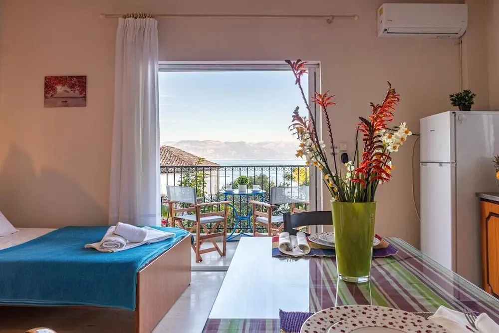 Seaside Escape Studio - Perfect Location
