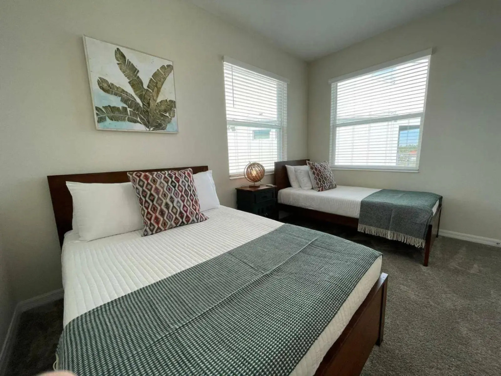 New 3 Bedroom Deluxe Apartment at Storey Lake