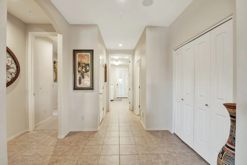 Luxury Home Near Golf Course, Airport, Embry Riddle-Hole in One!