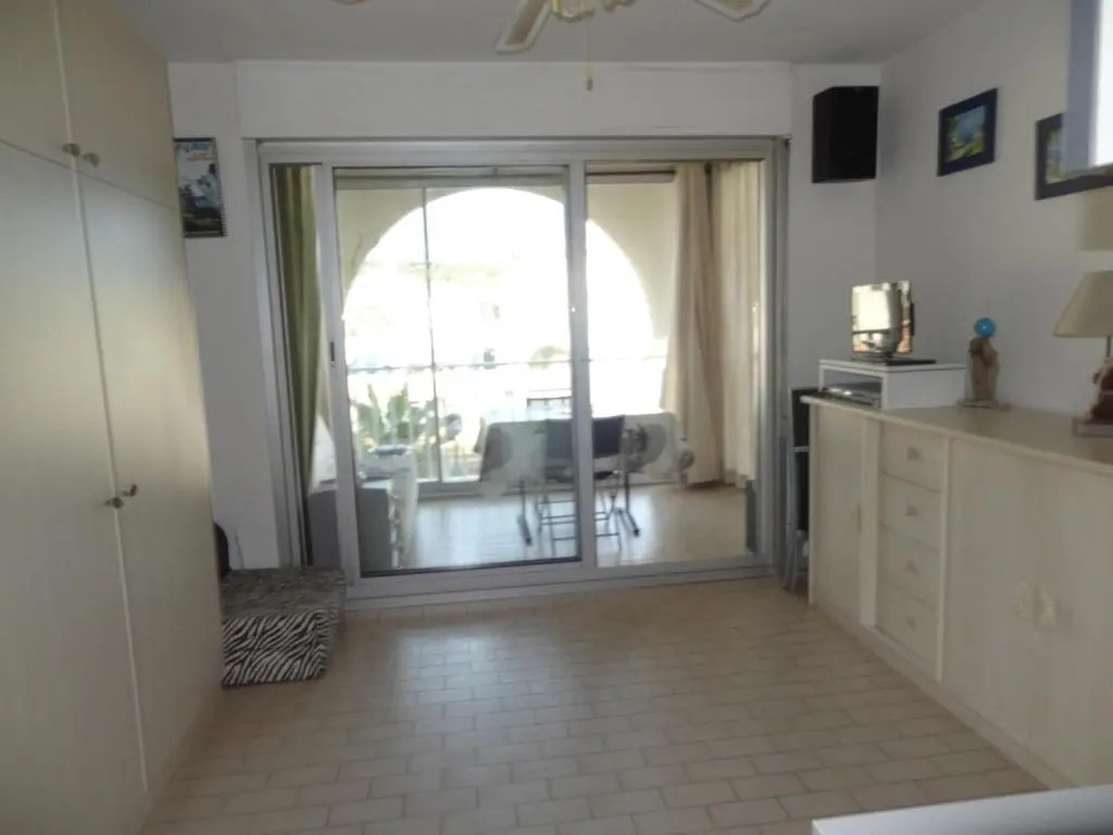 Appartement Sète, 1 pièce, 2 personnes - FR-1-472-135