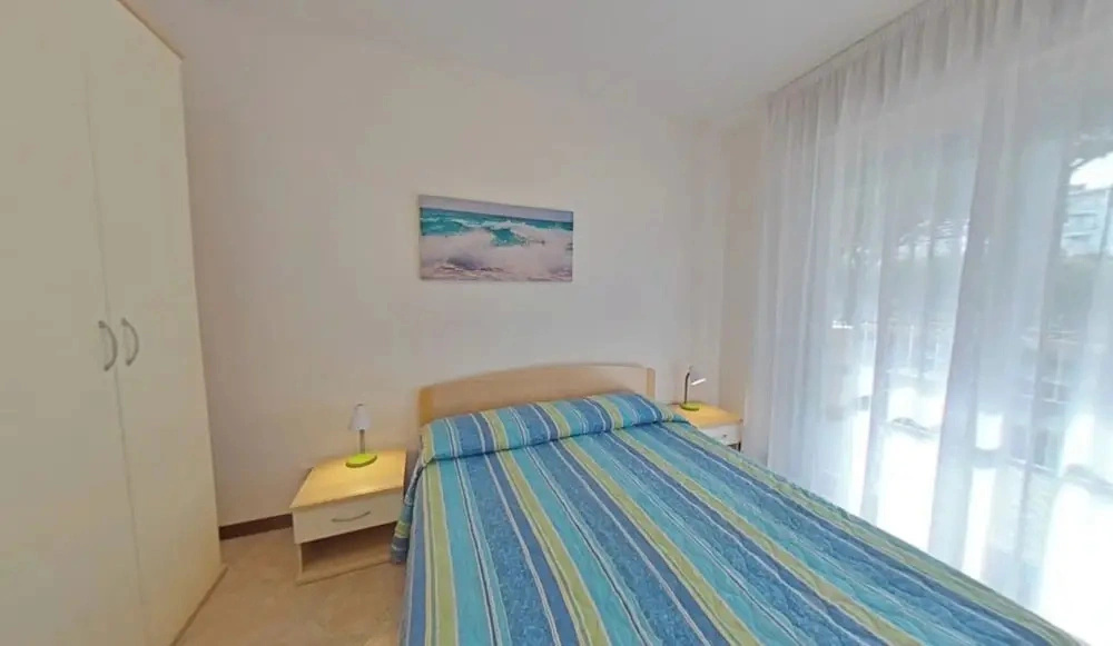 Bright Retreat With Swimming Pool