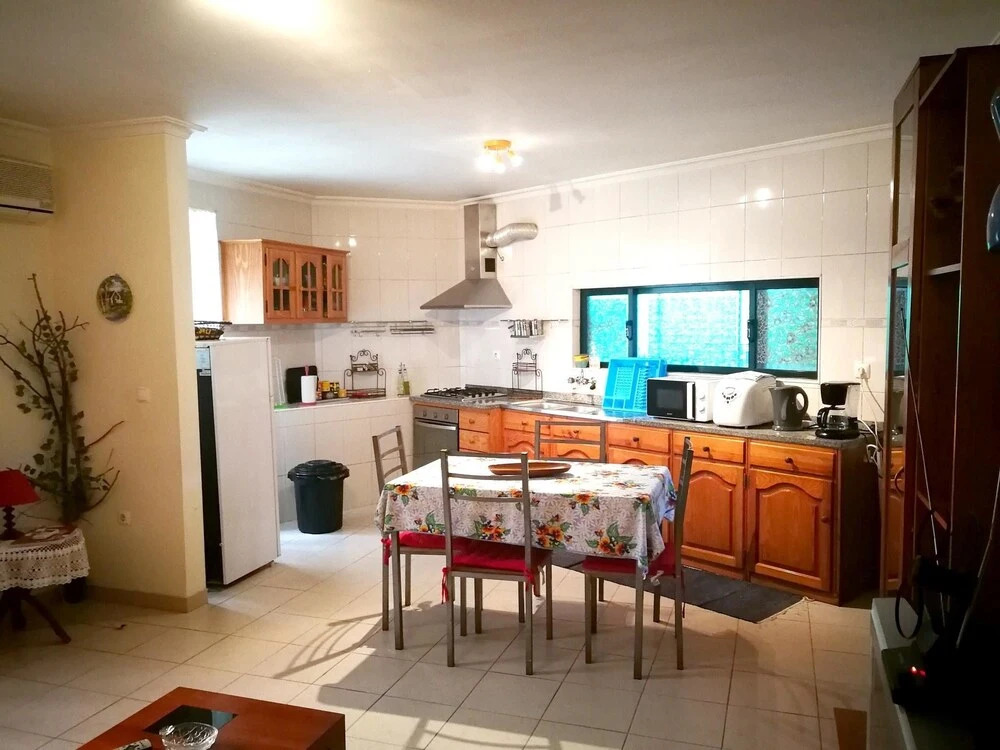House With 3 Bedrooms in Tourais, With Enclosed Garden and Wifi