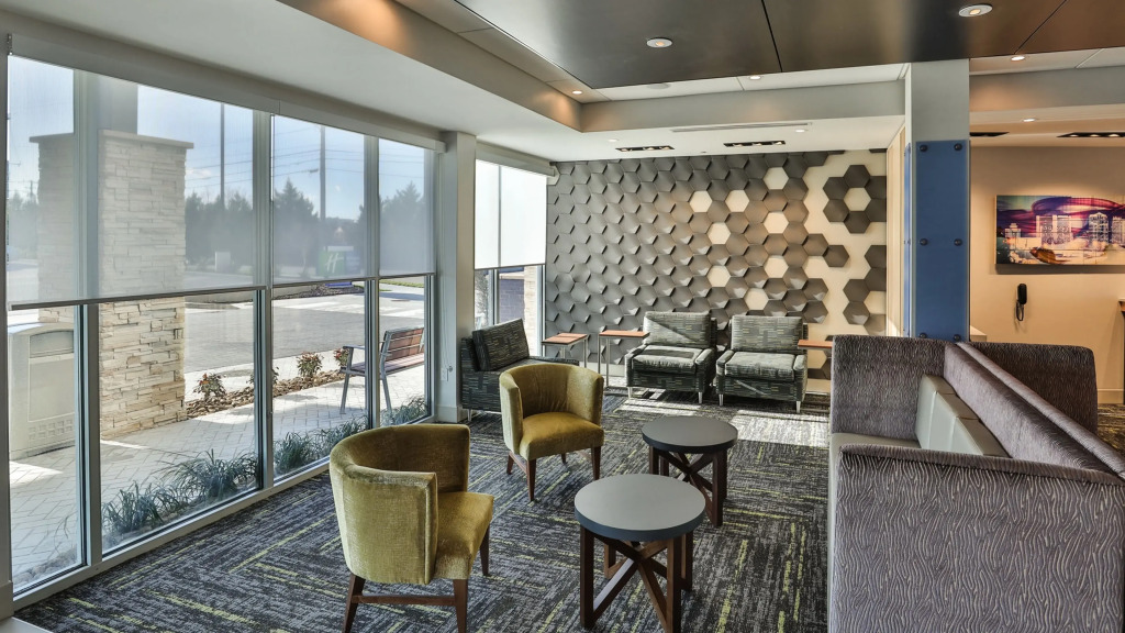 Holiday Inn Express & Suites - Nashville MetroCenter Downtown by IHG