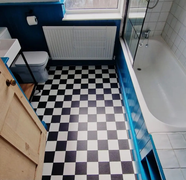 Inviting 2-bed Character House Stamford
