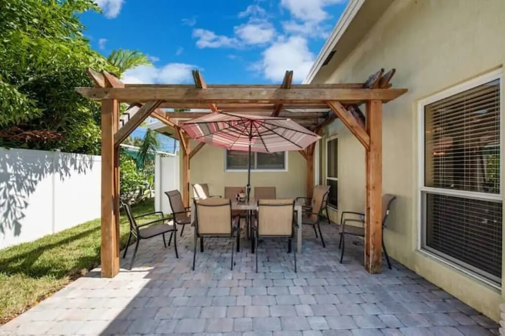 263 Fort Lauderdale in Lauderdale-by-the-sea
