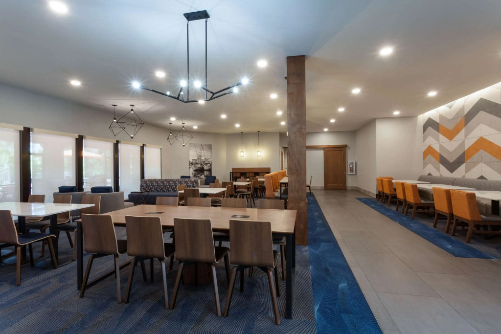 La Quinta by Wyndham Ft. Myers - Sanibel Gateway