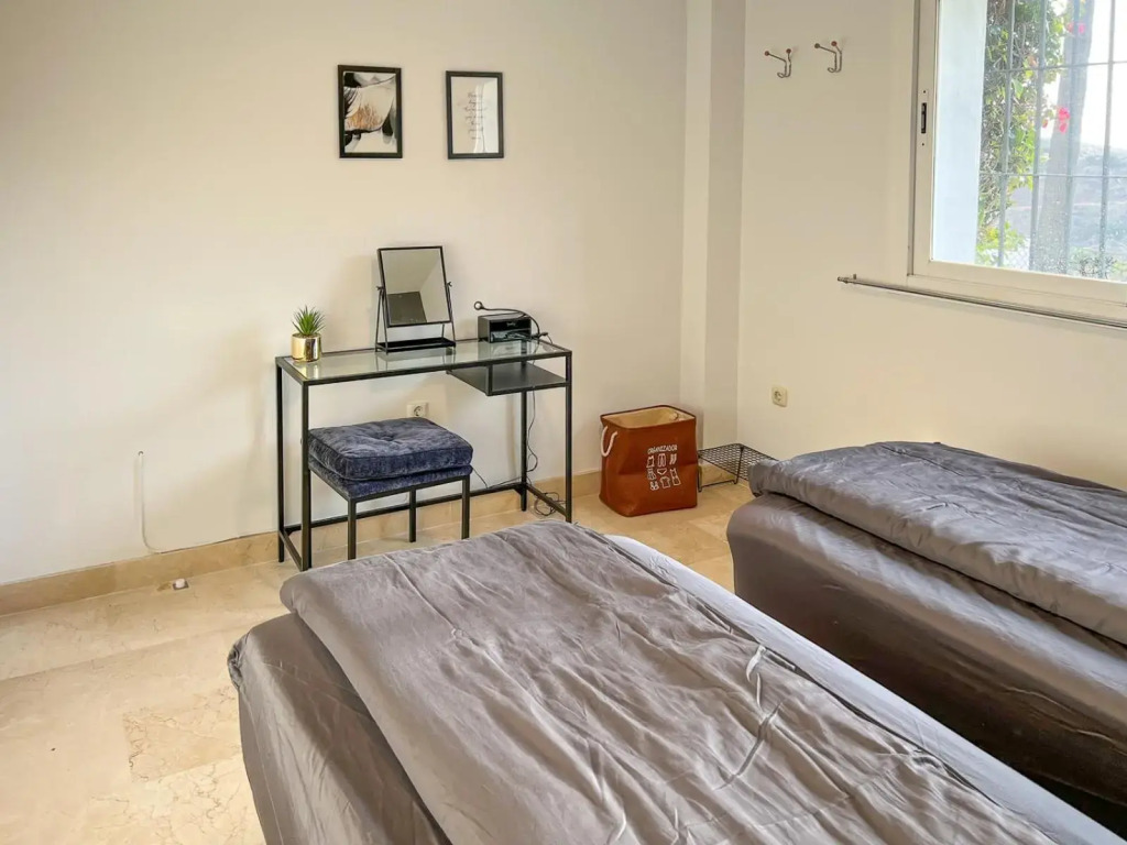 57-Beautiful Apartment with Stunning Views in Calahonda, Mijas