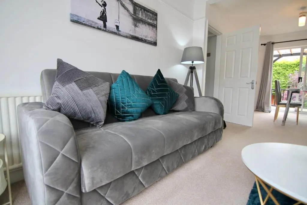 Seedfield House - Elegant Stylish Home