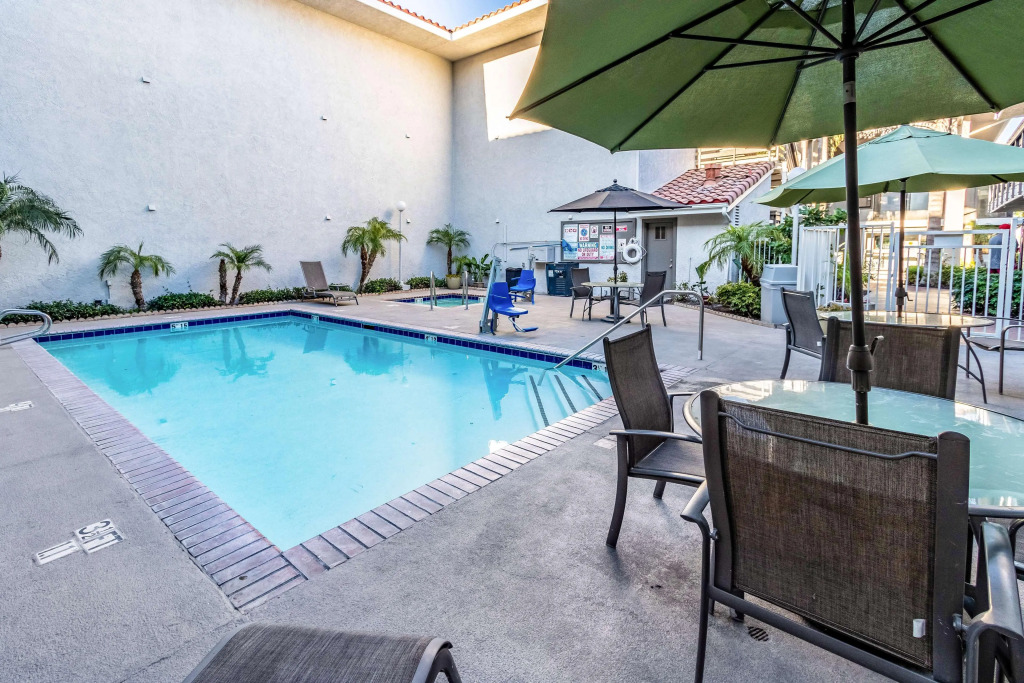 Comfort Inn North Anaheim