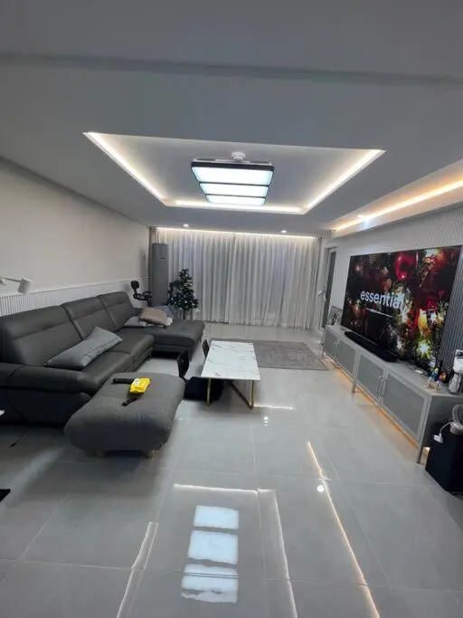 Cozy Space with Modern Interior in Hwaseong