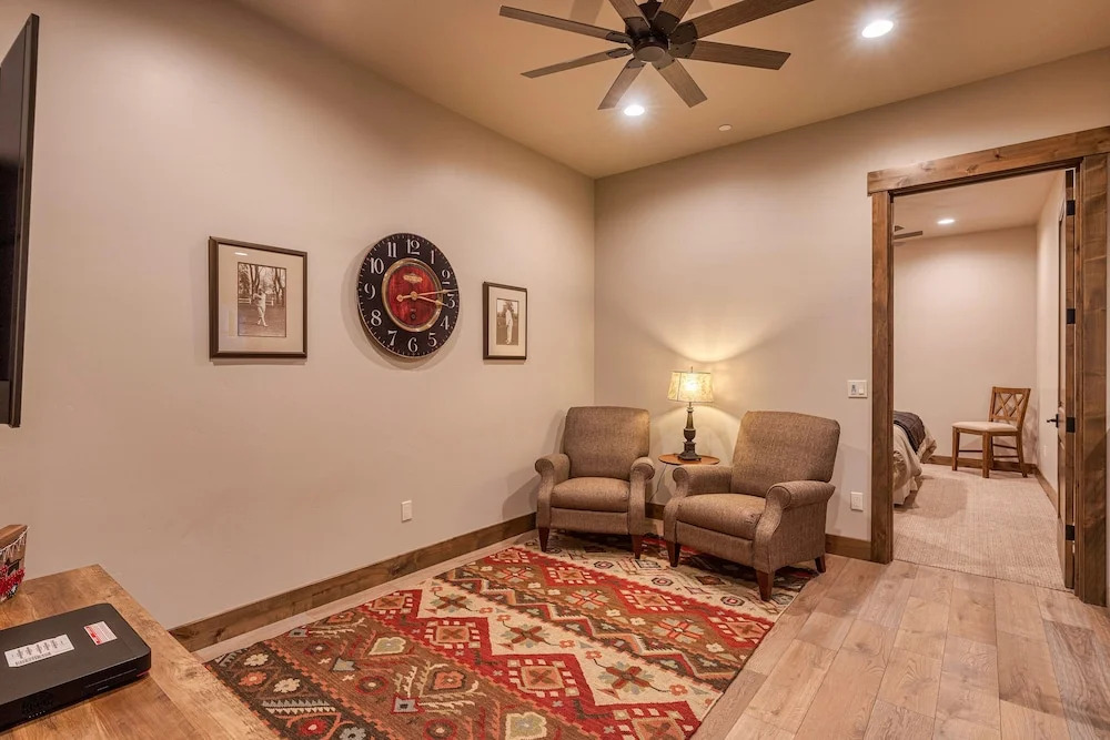 Gorgeous New-build In Schaffers Mill 4 Bedroom Home