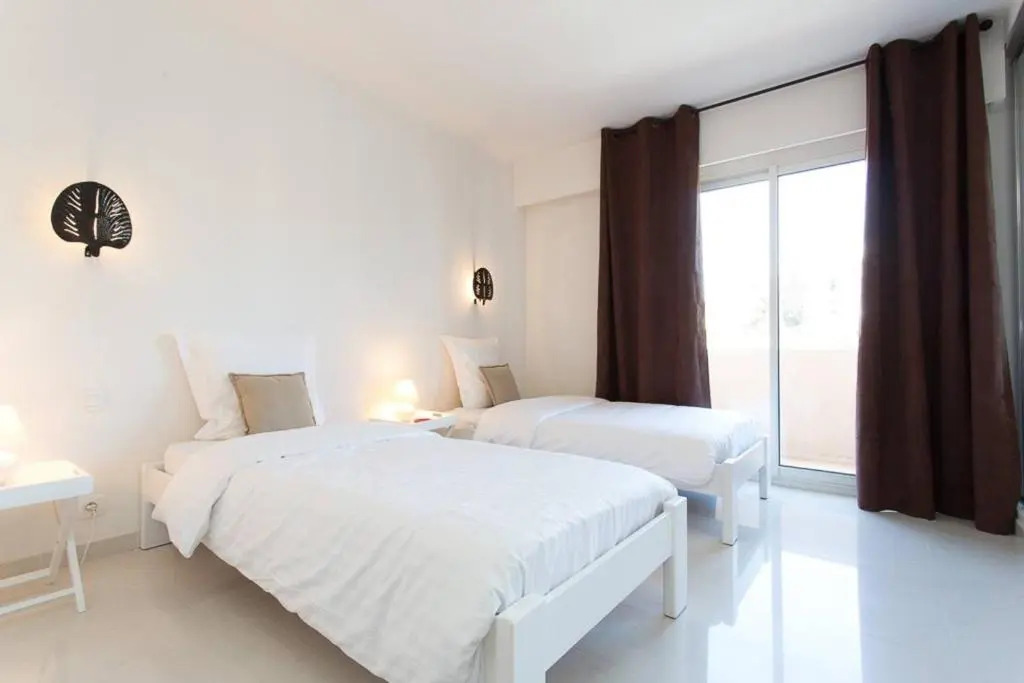 Sea View 3 Beds Next To Palais